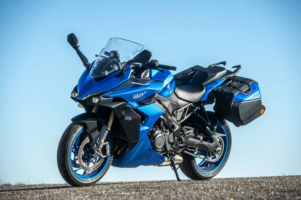 Suzuki GSX-S1000GT: vacanze nello spazio